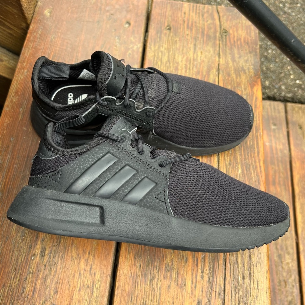 Adidas Kids' Black Athletic Sneakers - Comfortable Everyday Shoe